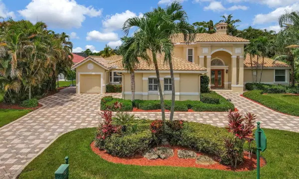 7903 Ironhorse Boulevard, West Palm Beach, FL 33412