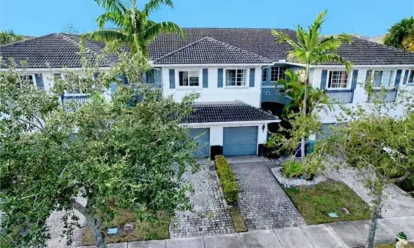 1421 NW 34th Way 1421, Lauderhill, FL 33311