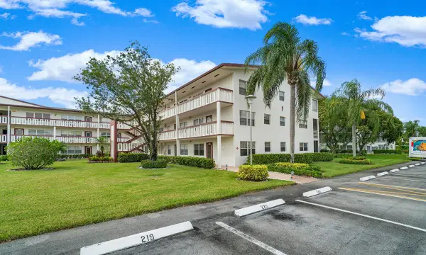 224 Fanshaw F, Boca Raton, FL 33434