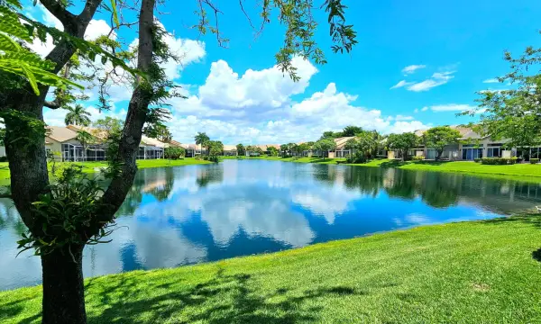 8149 Madison Lakes Circle S, Davie, FL 33328