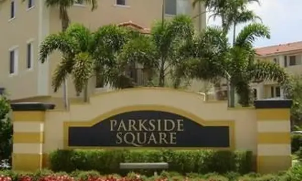 2905 S Greenleaf Circle, Boynton Beach, FL 33426