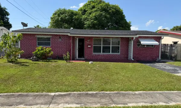 6600 NW 24th Court, Sunrise, FL 33313