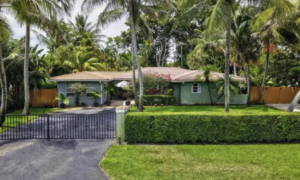 3000 Sherwood Boulevard, Delray Beach, FL 33445