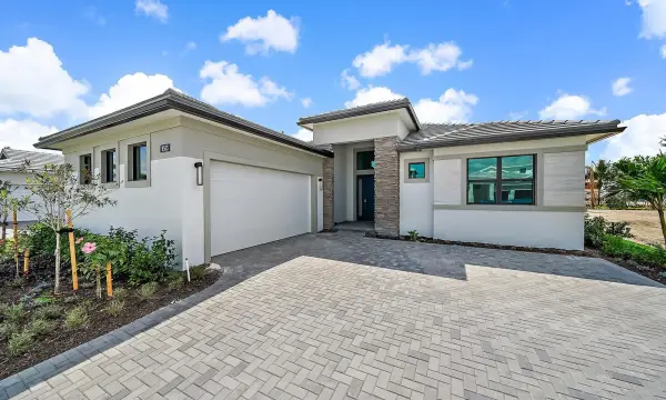 9513 St Germain Drive, Palm Beach Gardens, FL 33412