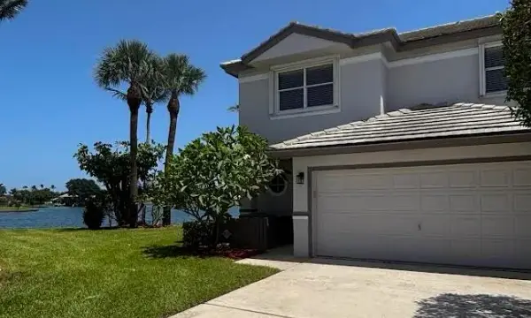 7780 Stone Harbour Drive 4, Lake Worth, FL 33467