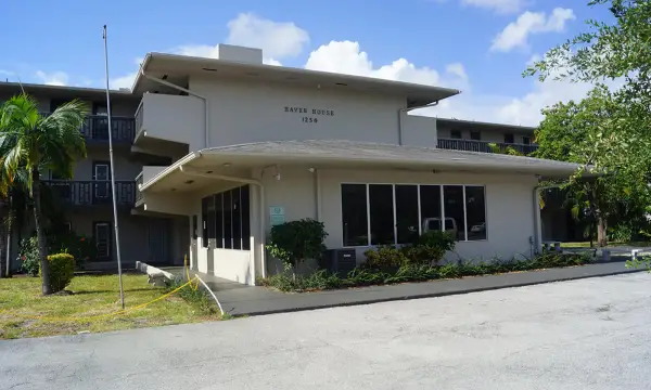 1250 E Sample Road 303, Pompano Beach, FL 33064