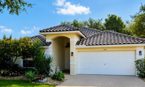 5671 S Fountains Drive S, Lake Worth, FL 33467