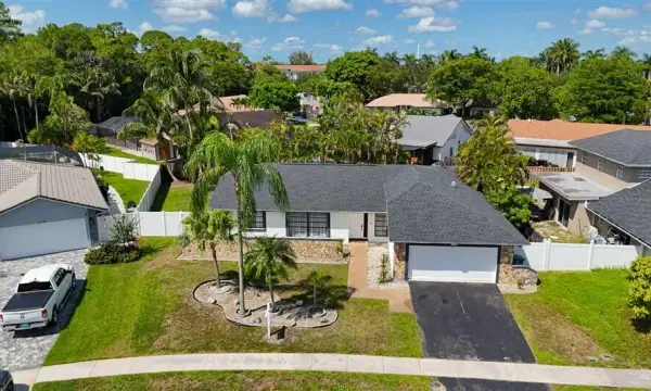 21732 Little Bear Way, Boca Raton, FL 33428