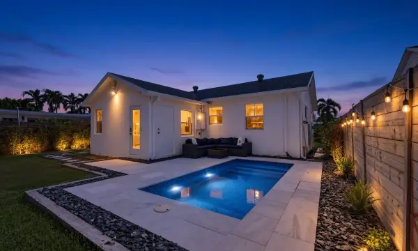 1309 N Palmway, Lake Worth Beach, FL 33460
