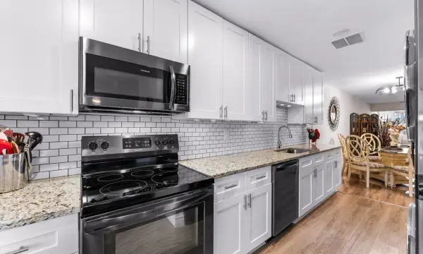 1241 NW 18th Avenue 102, Delray Beach, FL 33445
