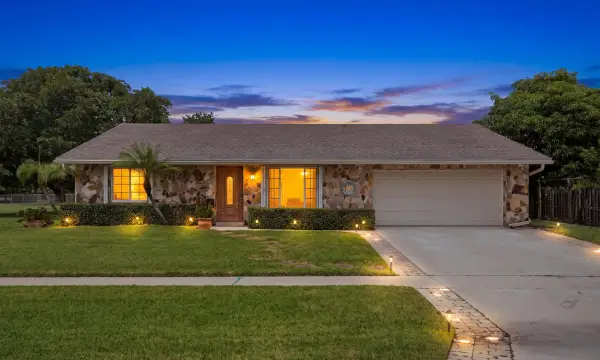 4778 Blue Pine Circle, Lake Worth, FL 33463
