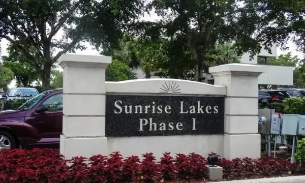 8101 S Sunrise Lakes Drive N 204, Sunrise, FL 33322