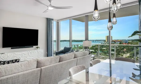 220 Lake Shore Dr Drive, Unit 1107, Lake Park, FL, 33403