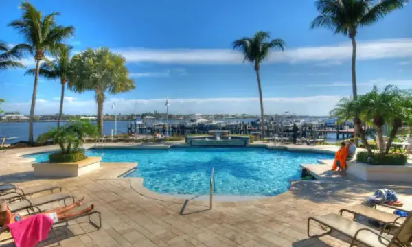 123 Yacht Club Way, Unit 102, Hypoluxo, FL, 33462