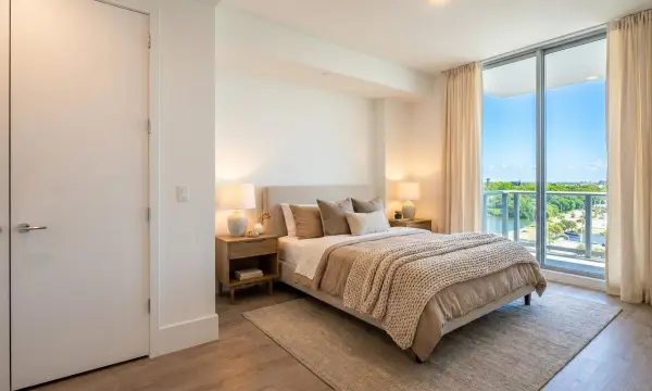 220 Lake Shore Drive 813, Lake Park, FL 33403