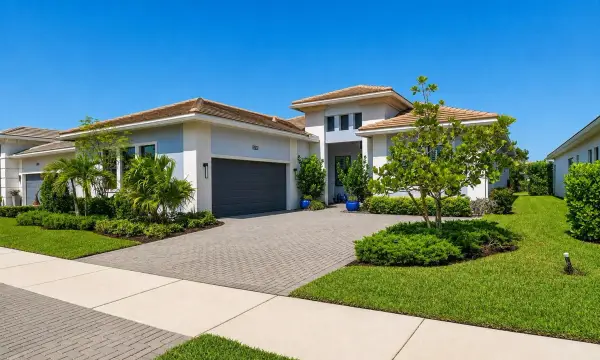 15745 Cresswind Place, Westlake, FL 33470