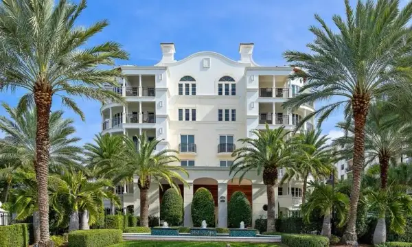 155 S Ocean Avenue 305, Palm Beach Shores, FL 33404