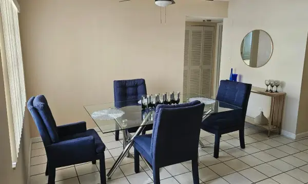 4270 NW 40th Street 104, Lauderdale Lakes, FL 33319