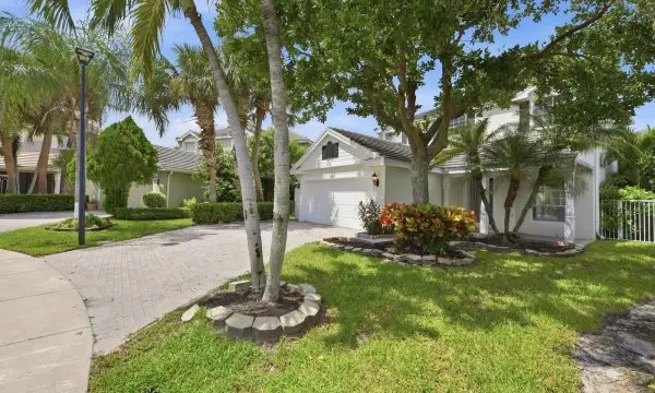 223 Berenger Walk, Royal Palm Beach, FL, 33414