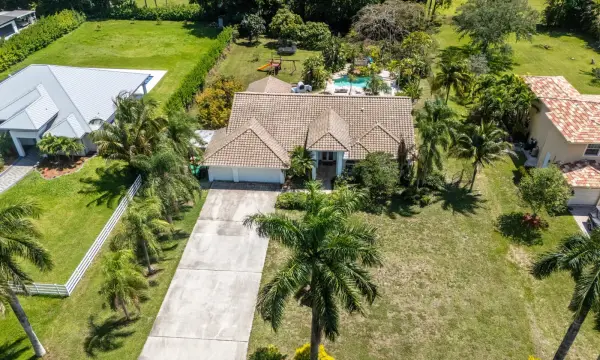 14463 SW 16th Court, Davie, FL 33325