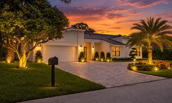 4909 Pineview Circle, Delray Beach, FL 33445