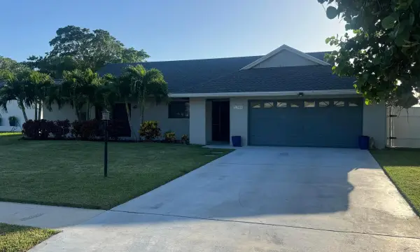 5749 Adair Way, Lake Worth, FL 33467