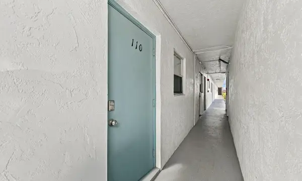 4311 Crystal Lake Drive 110, Deerfield Beach, FL 33064