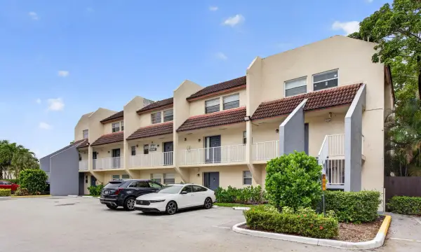 3760 NW 115th Avenue 1-4, Coral Springs, FL 33065