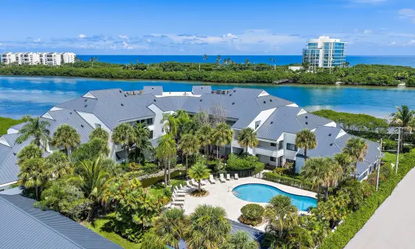 200 Waterway Road 105, Tequesta, FL 33469