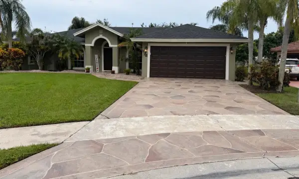 178 Park Road N, Royal Palm Beach, FL 33411