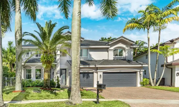 1879 Hidden Trail Lane, Weston, FL 33327
