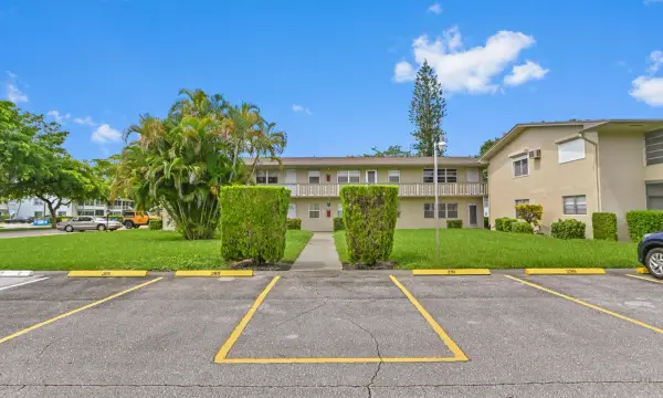 305 Norwich M, West Palm Beach, FL 33417
