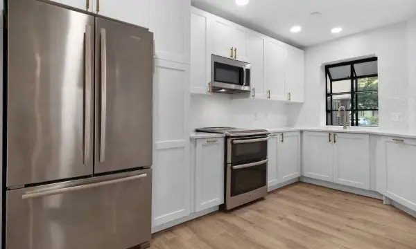 5250 Europa Drive B, Boynton Beach, FL 33437