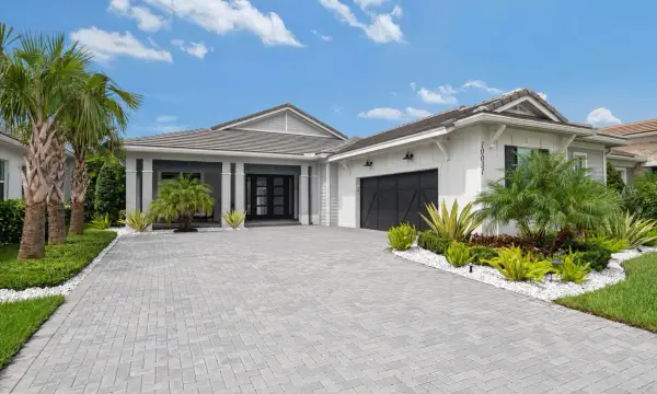 10031 Timber Creek Way, Palm Beach Gardens, FL 33412