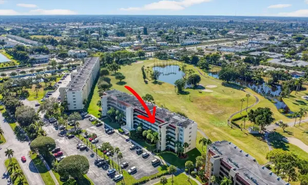 3871 Via Poinciana 407, Lake Worth, FL 33467