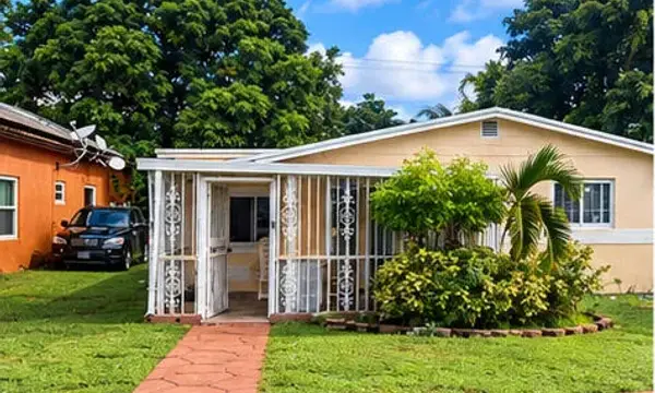4301 SW 28th Street, West Park, FL 33023