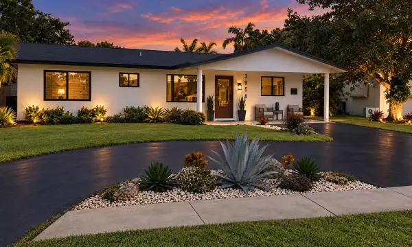 3958 NW 19th Avenue, Oakland Park, FL 33309