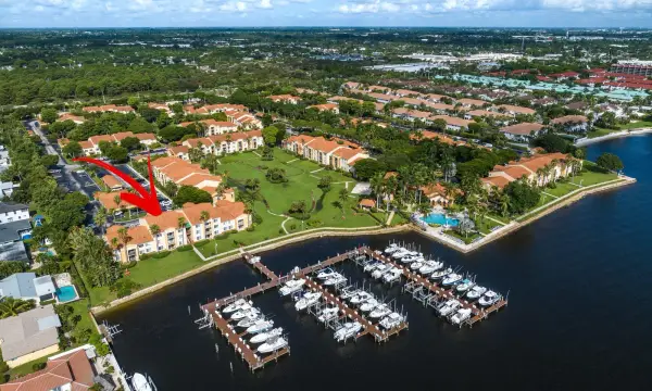 167 Yacht Club Way 107, Hypoluxo, FL 33462