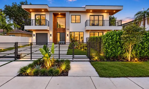 705 SW 8th Terrace, Fort Lauderdale, FL 33315