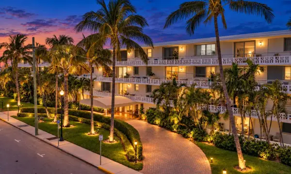 139 Sunrise Avenue 2080, Palm Beach, FL 33480