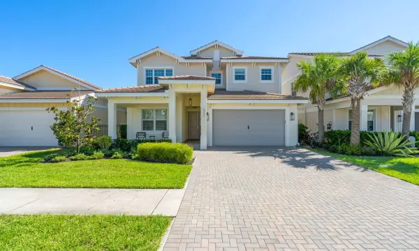 19557 Broad Shore Walk, Loxahatchee, FL 33470