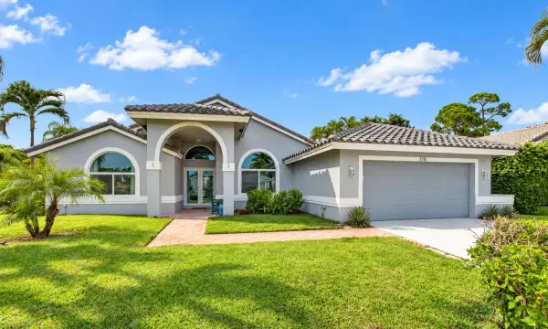 5745 Aspen Ridge Court, Delray Beach, FL 33484
