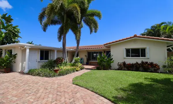 2208 NE 19th Avenue, Wilton Manors, FL 33305