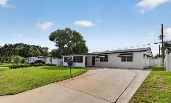 1624 NE 31st Court, Pompano Beach, FL 33064