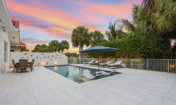 615 Rosa Court, Palm Beach Gardens, FL 33410