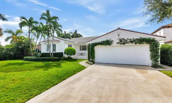 250 Murray Road, West Palm Beach, FL 33405