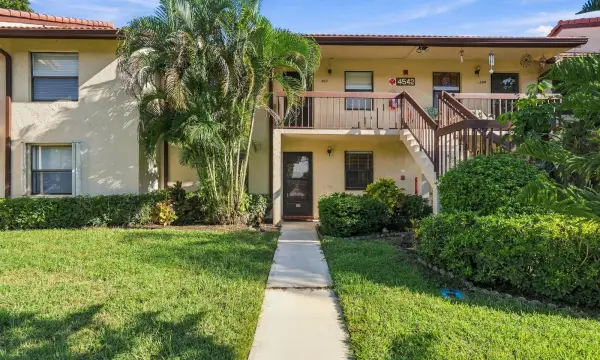 4542 Lucerne Lakes Boulevard E 103, Lake Worth, FL 33467