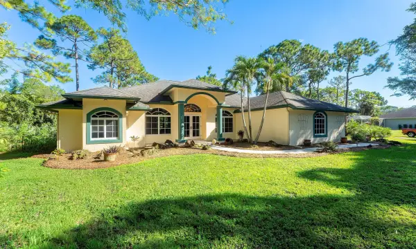 15575 88th Place N, Loxahatchee, FL 33470