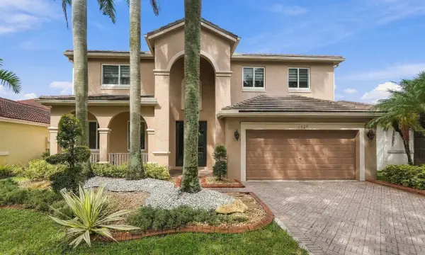 1020 Lavender Circle, Weston, FL 33327