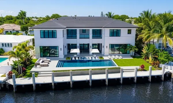 2648 NE 24th Street, Lighthouse Point, FL 33064